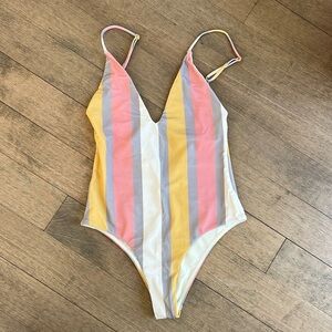 HOUSE OF HARLOW SWIMSUIT